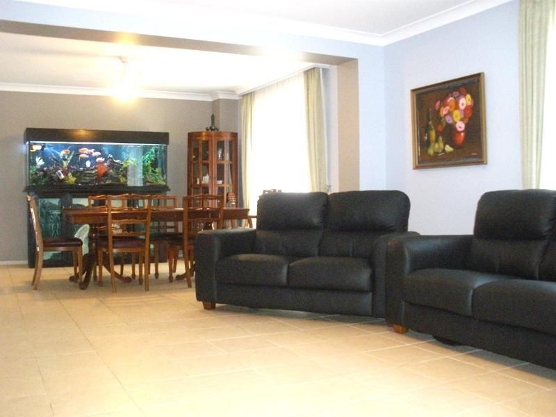 7 Creedin Court, Redland Bay QLD 4165