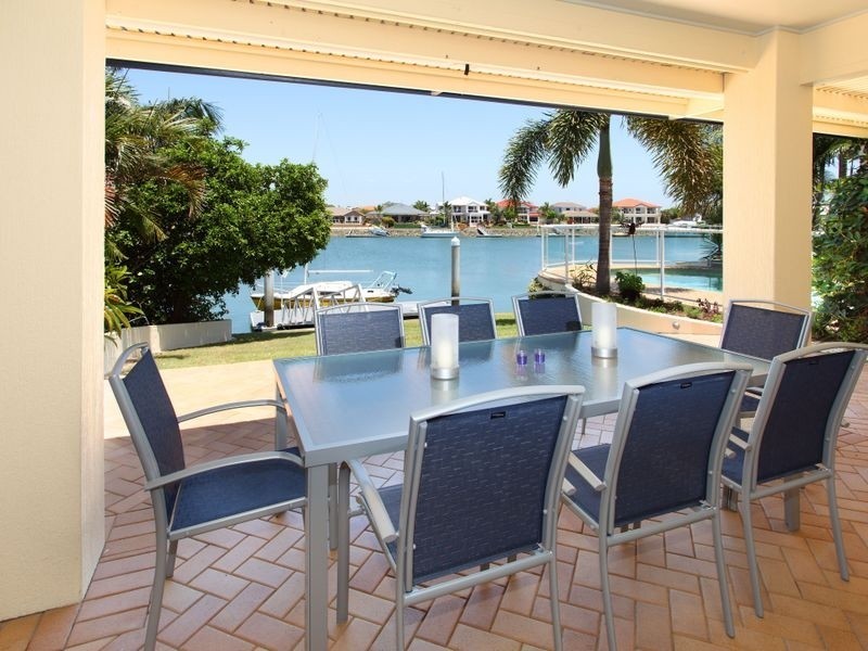 10 Martingale Court, Raby Bay QLD 4163