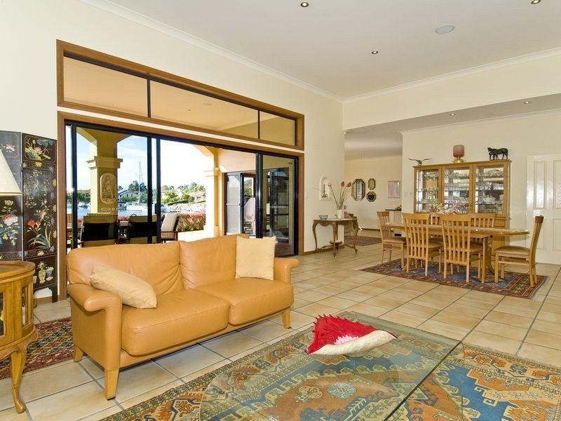 26 Nautilus Drive, Raby Bay QLD 4163