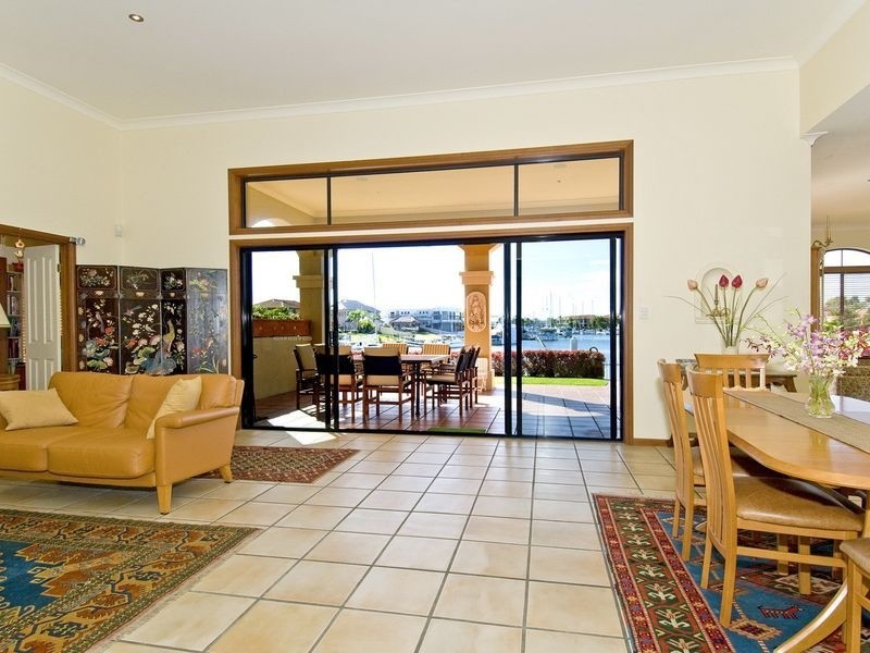 26 Nautilus Drive, Raby Bay QLD 4163