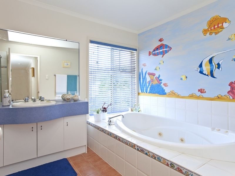 21 Daysland Street, Victoria Point QLD 4165