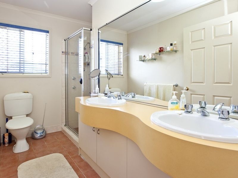 21 Daysland Street, Victoria Point QLD 4165