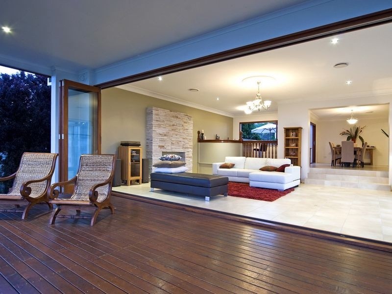 23 Main Road, Wellington Point QLD 4160