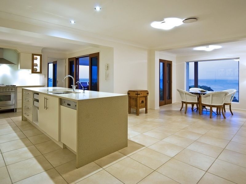 23 Main Road, Wellington Point QLD 4160