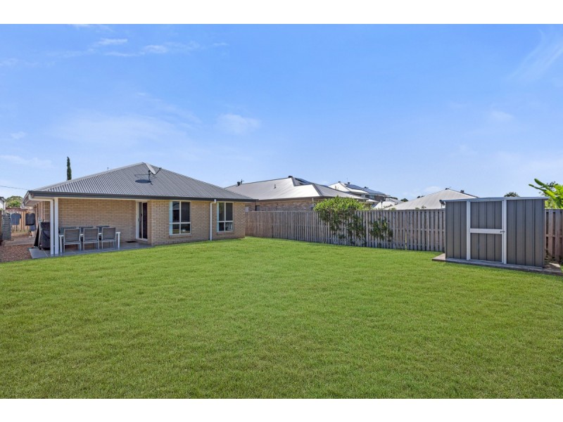 18 Seawater Street, Thornlands QLD 4164