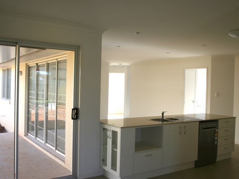 5 Danielle Street, Cleveland QLD 4163