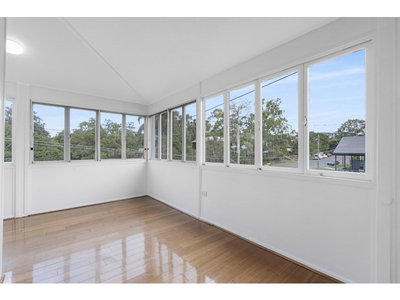 187 Carlton Terrace, Manly QLD 4179