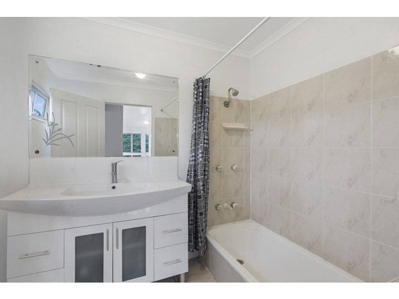 187 Carlton Terrace, Manly QLD 4179