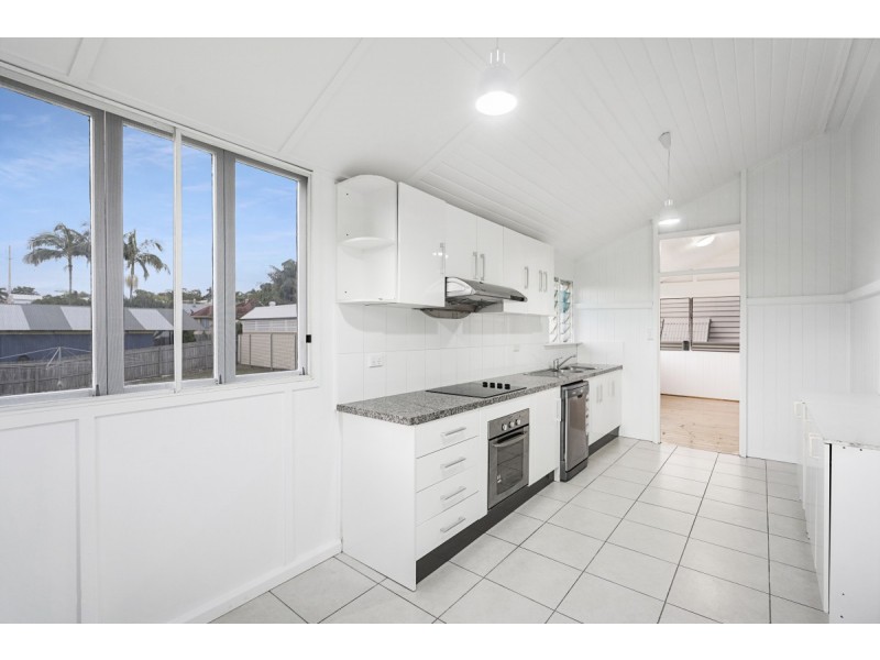 187 Carlton Terrace, Manly QLD 4179