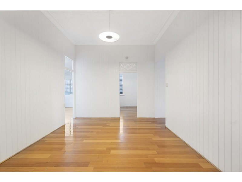 187 Carlton Terrace, Manly QLD 4179