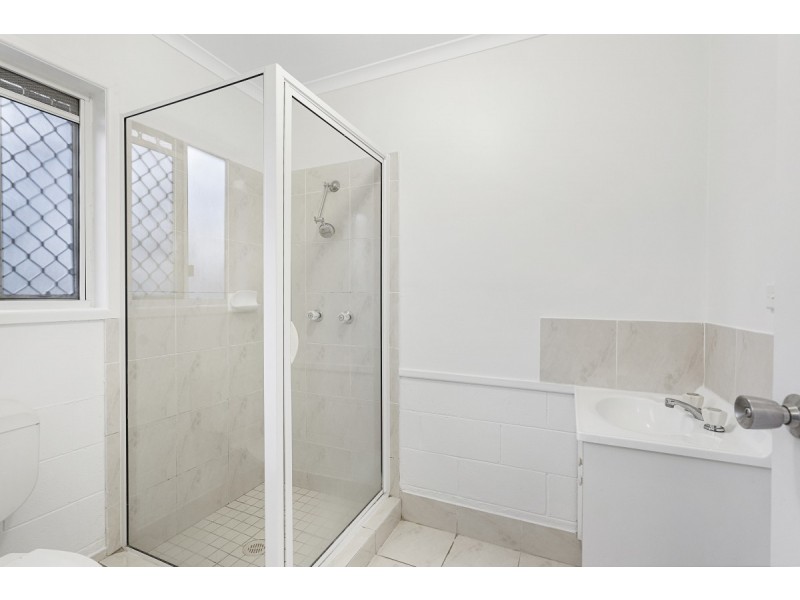 187 Carlton Terrace, Manly QLD 4179