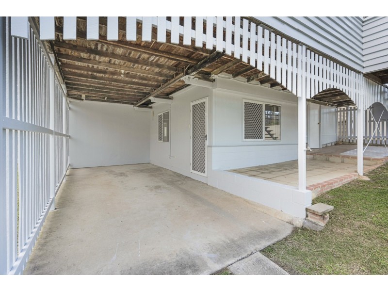 187 Carlton Terrace, Manly QLD 4179