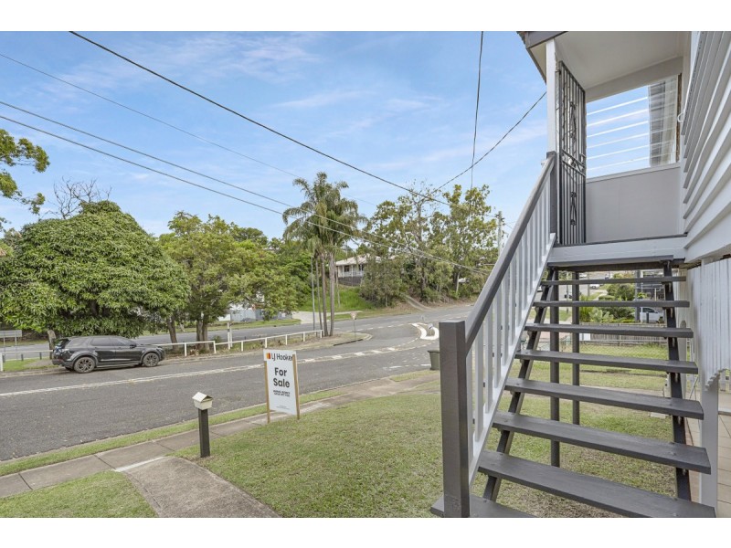 187 Carlton Terrace, Manly QLD 4179