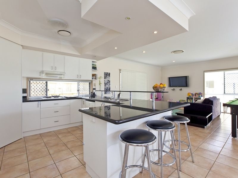 21 Allan Day Drive, Wellington Point QLD 4160