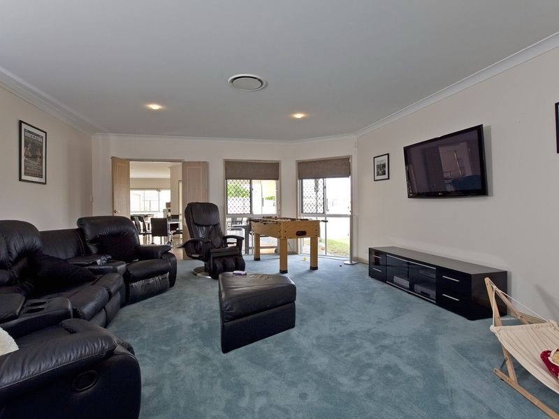 21 Allan Day Drive, Wellington Point QLD 4160