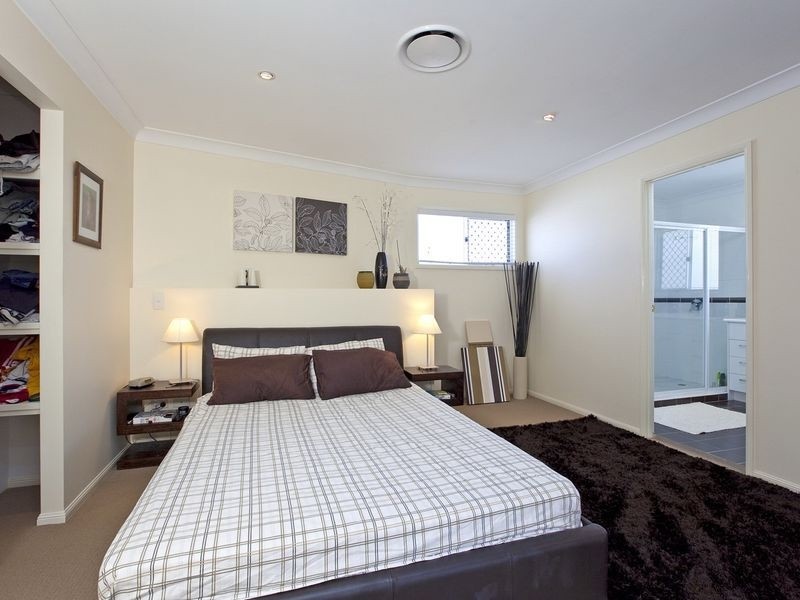 21 Allan Day Drive, Wellington Point QLD 4160
