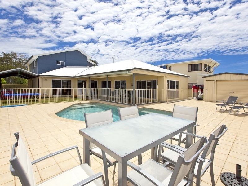 21 Allan Day Drive, Wellington Point QLD 4160