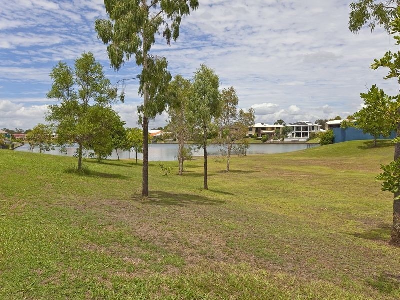 21 Allan Day Drive, Wellington Point QLD 4160