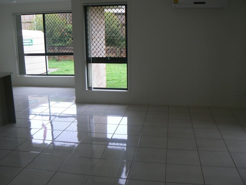 7 Lizard Place, Redland Bay QLD 4165