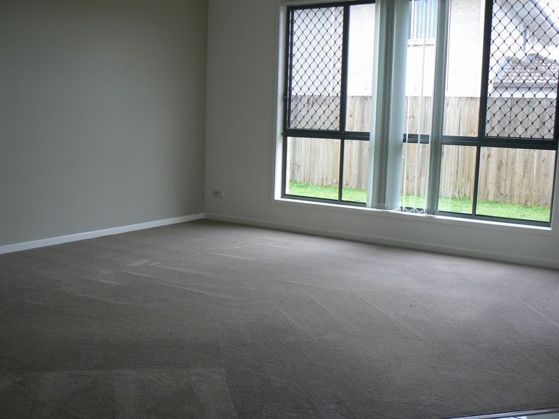 7 Lizard Place, Redland Bay QLD 4165