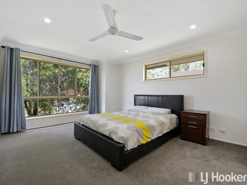 4 Remo Place, Birkdale QLD 4159