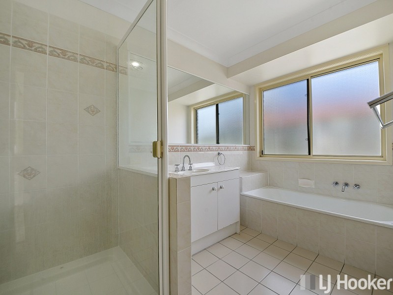 4 Remo Place, Birkdale QLD 4159