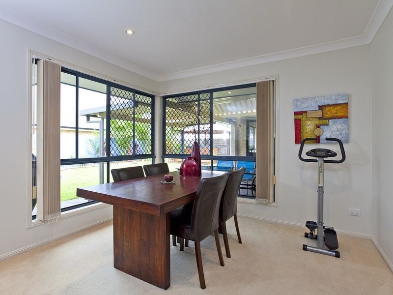 5 Schonrock Street, Wellington Point QLD 4160