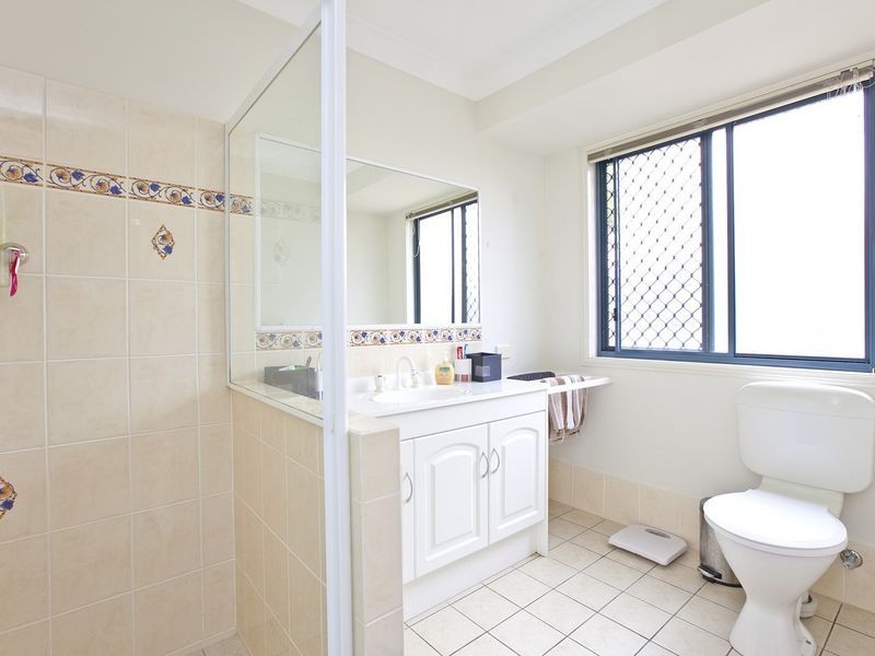 5 Schonrock Street, Wellington Point QLD 4160