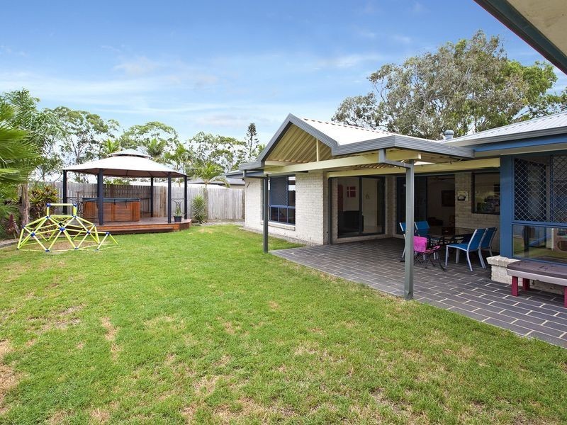 5 Schonrock Street, Wellington Point QLD 4160