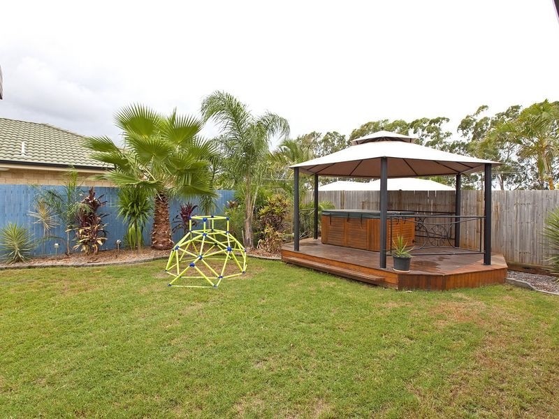 5 Schonrock Street, Wellington Point QLD 4160