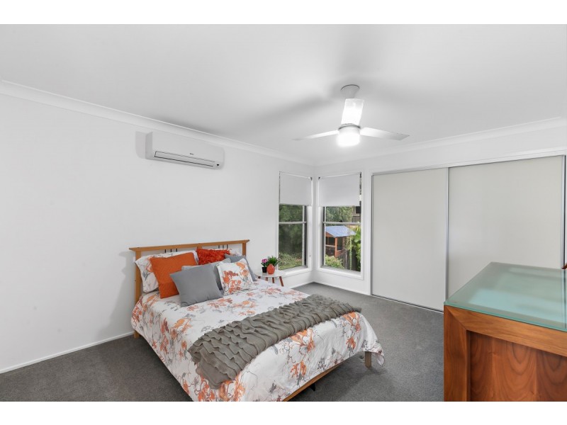 11 Hayman Street, Redland Bay QLD 4165