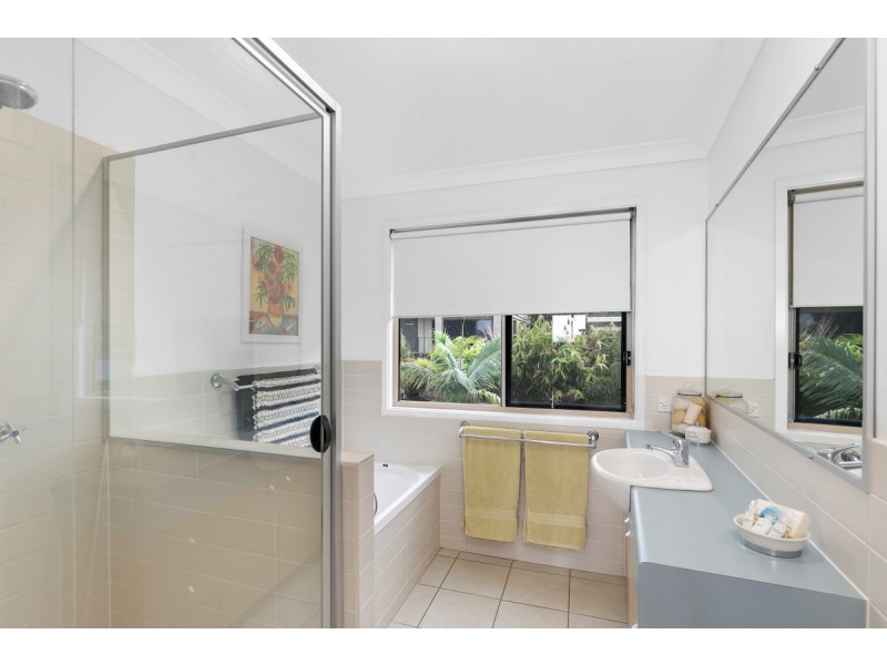 11 Hayman Street, Redland Bay QLD 4165