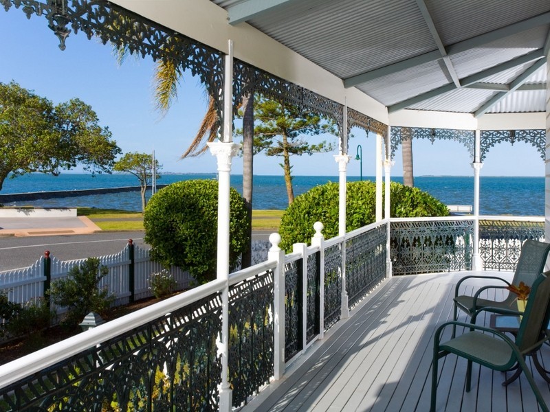 25 Waterloo Esplanade, Wynnum QLD 4178