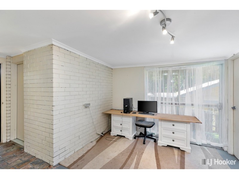 4 Christopher Street, Redland Bay QLD 4165