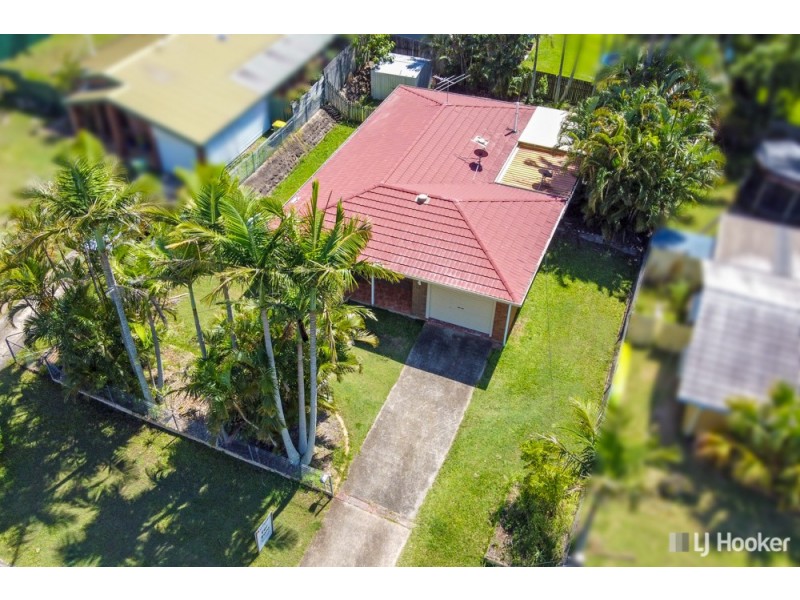 4 Christopher Street, Redland Bay QLD 4165