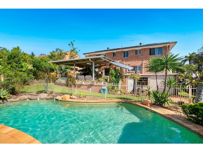 16 Spurs Drive, Wellington Point QLD 4160