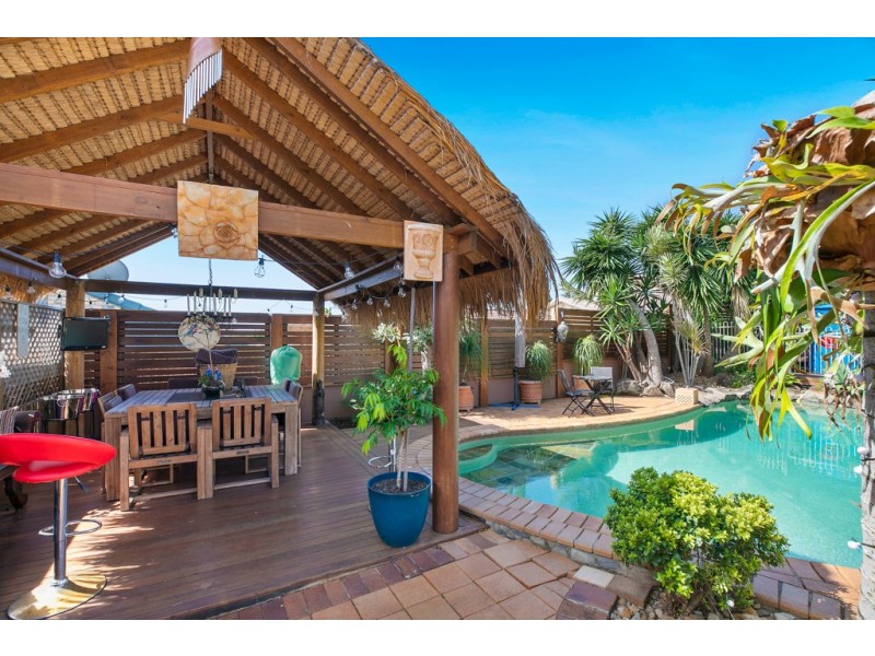 16 Spurs Drive, Wellington Point QLD 4160