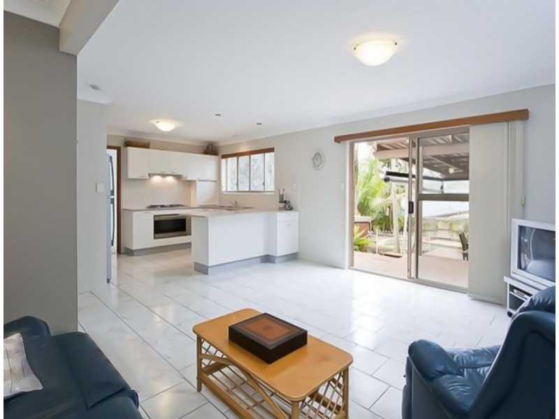 16 Spurs Drive, Wellington Point QLD 4160