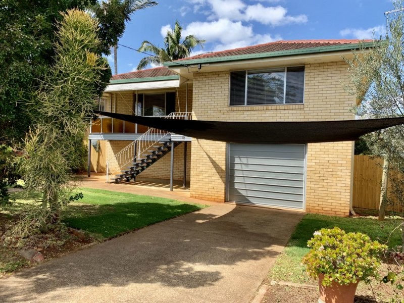 14 Christina Street, Wellington Point QLD 4160