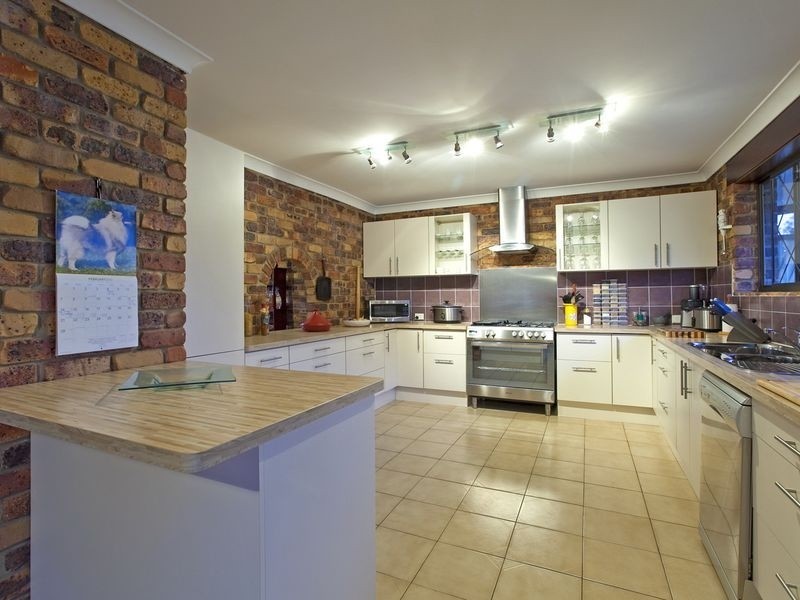 121 Channel Street South, Cleveland QLD 4163