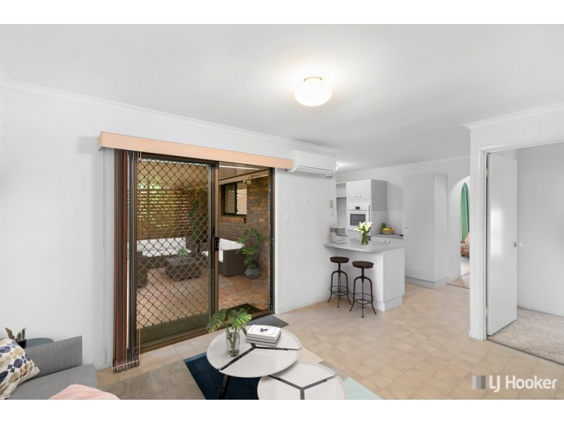 56 Beach Street, Cleveland QLD 4163