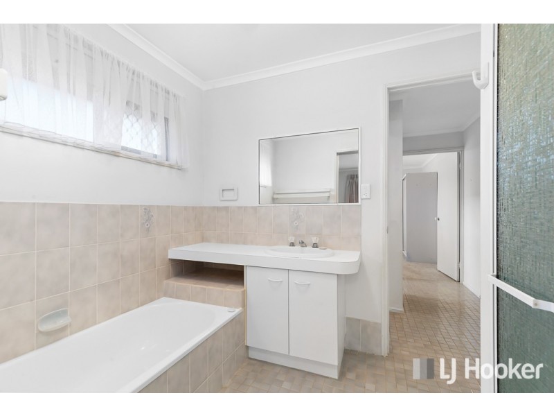 56 Beach Street, Cleveland QLD 4163