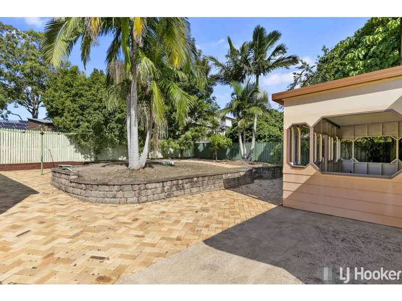 15 Angela Crescent, Cleveland QLD 4163