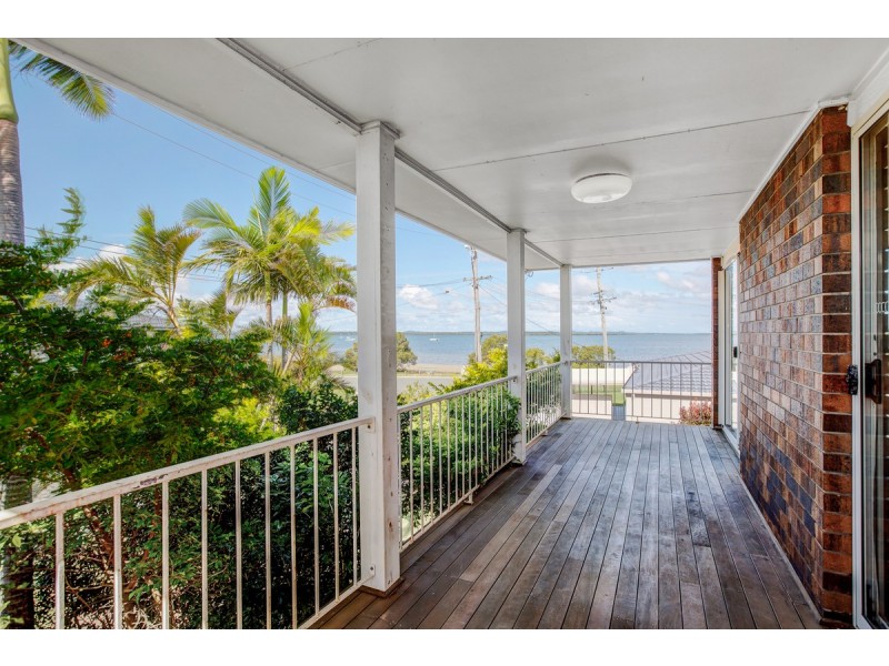 4 Beach Court, Victoria Point QLD 4165