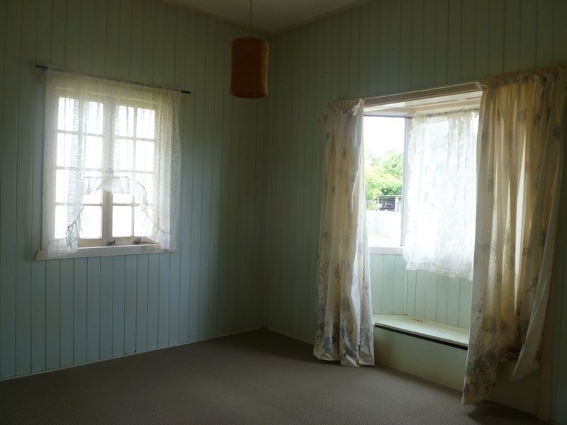 12 Station Street, Wellington Point QLD 4160