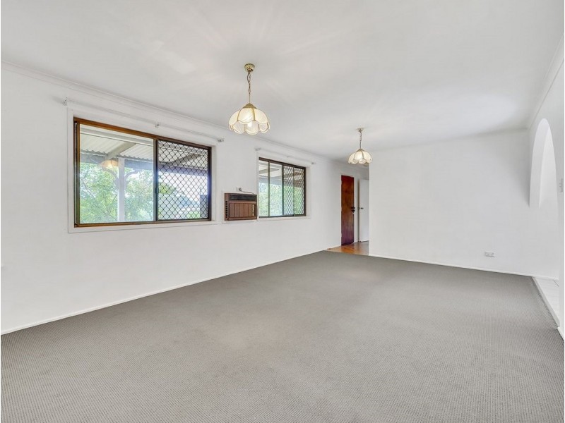 18 Rosella Street, Wellington Point QLD 4160