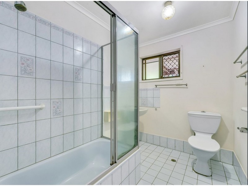 18 Rosella Street, Wellington Point QLD 4160