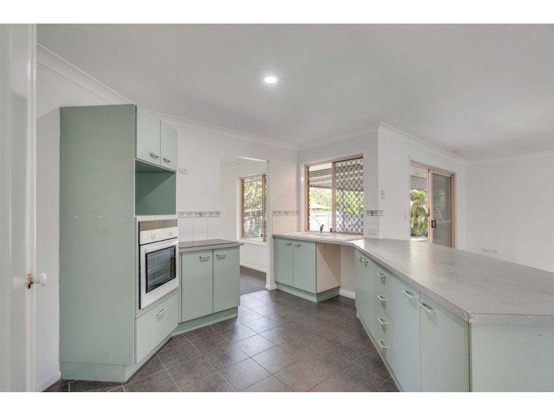 19 Northview Street, Birkdale QLD 4159