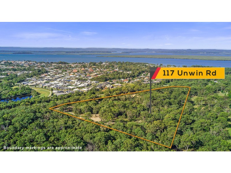 117 Unwin Road, Redland Bay QLD 4165