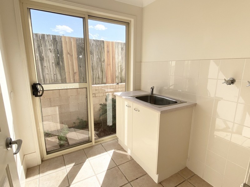 17 Esplanade, Redland Bay QLD 4165